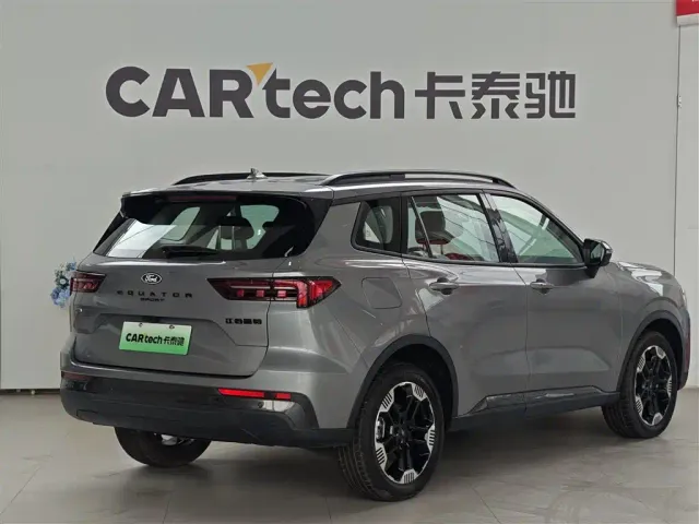 Ford Lingrui — Фото автомобиля 6