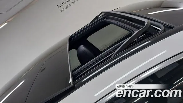 Mercedes-Benz GLE-Class — Фото автомобиля 12