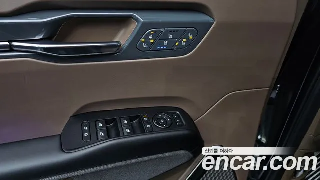 Kia EV9 — Фото автомобиля 30