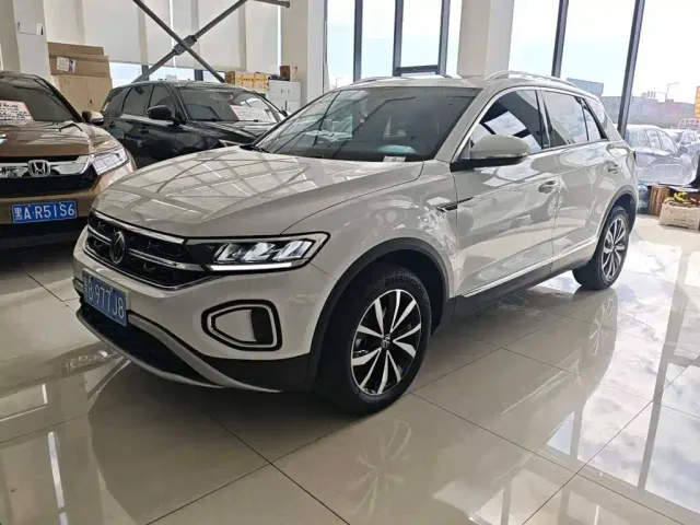 Фотография автомобиля — Volkswagen T-Roc