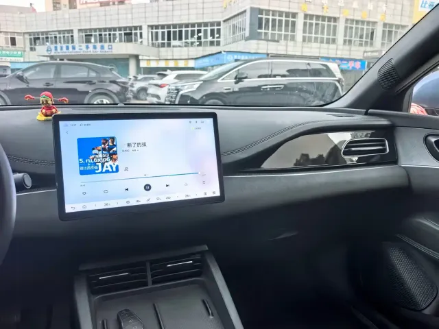 BYD Seal 06 — Фото автомобиля 9
