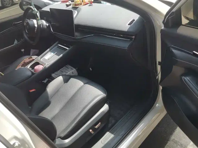 Baojun Yunhai — Фото автомобиля 8