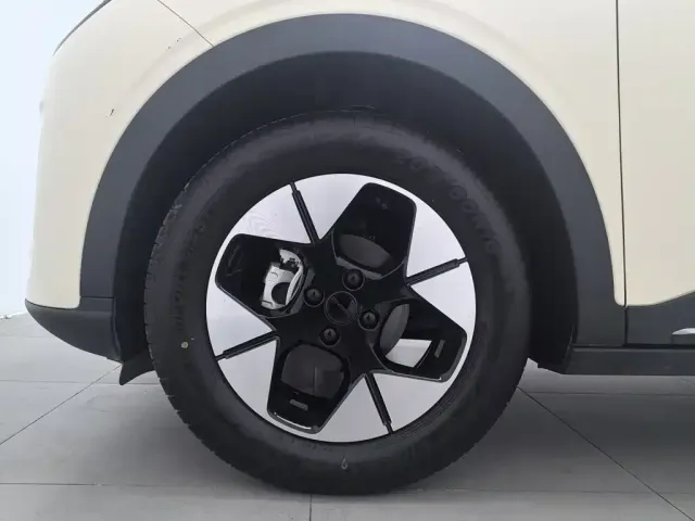Geely Starry Wish — Фото автомобиля 17