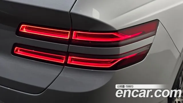 Genesis GV80 — Фото автомобиля 23