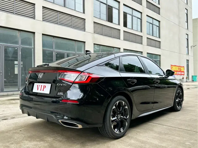 Honda Civic — Фото автомобиля 17