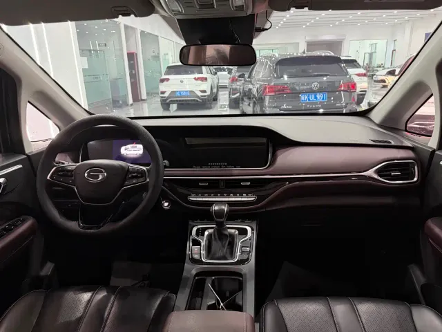 GAC Trumpchi M6 — Фото автомобиля 18