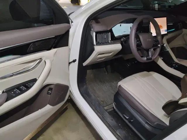 BYD Song PLUS — Фото автомобиля 13
