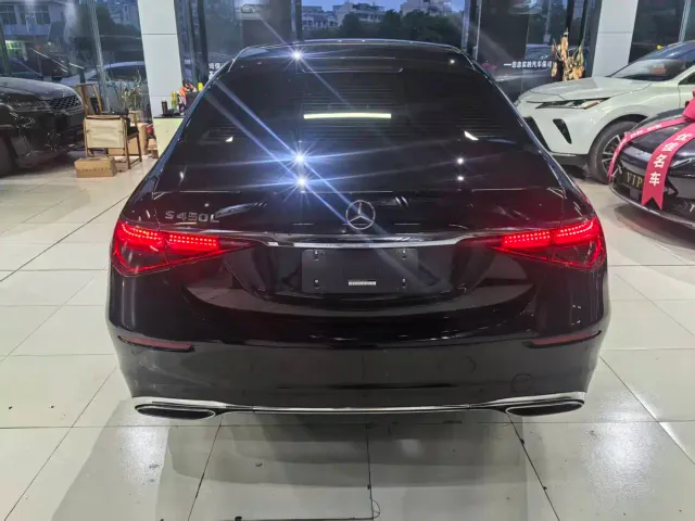 Mercedes-Benz S-Class — Фото автомобиля 4