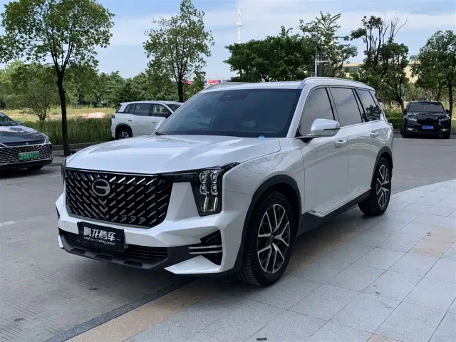 Фотография автомобиля — GAC Trumpchi GS8