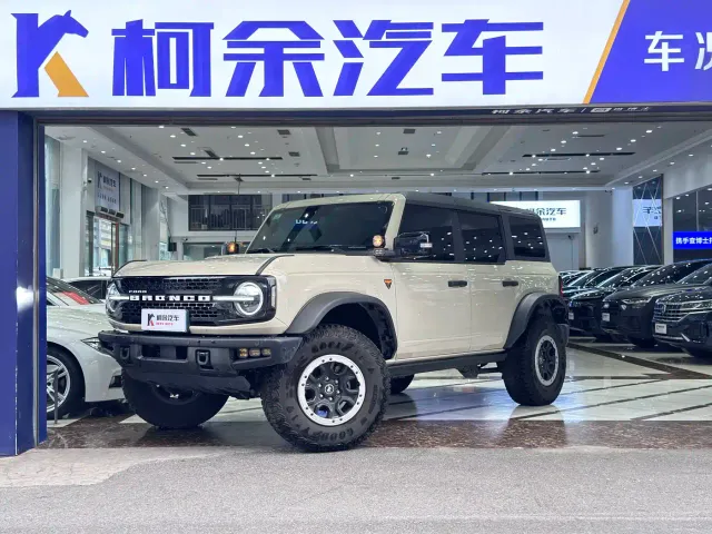 Фотография автомобиля — Ford Bronco