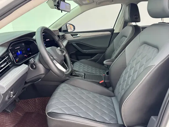 Volkswagen Sagitar — Фото автомобиля 6