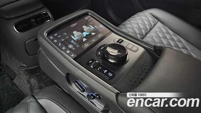 Genesis G90 — Фото автомобиля 18