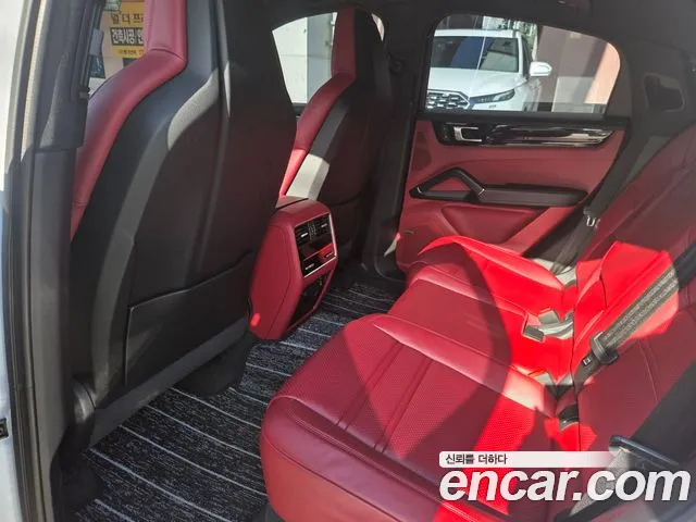 Porsche Cayenne PO536 — Фото автомобиля 11
