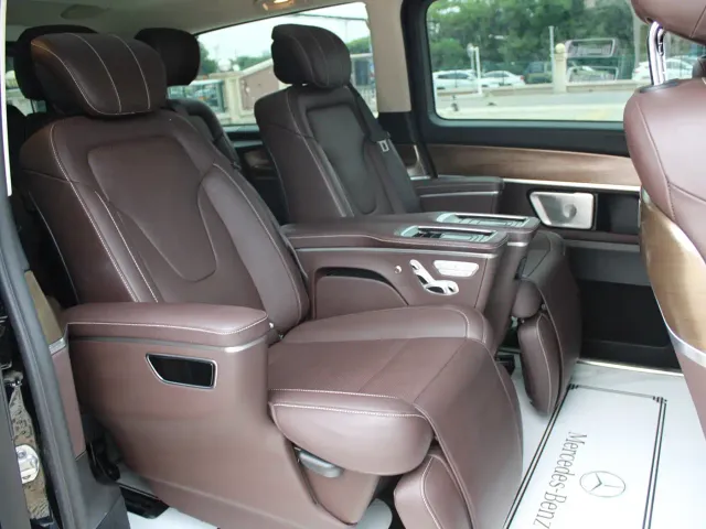 Mercedes-Benz V-Class — Фото автомобиля 10