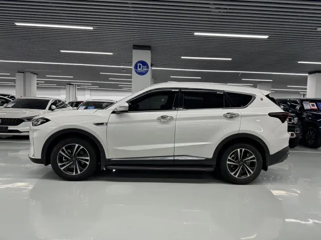 Jetour X70 Plus — Фото автомобиля 10