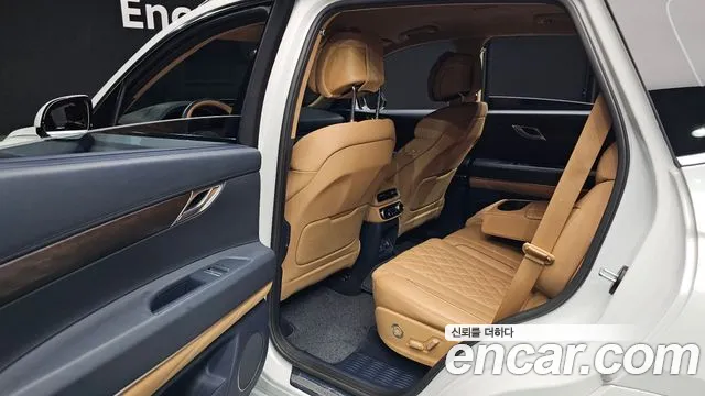 Genesis GV80 — Фото автомобиля 16