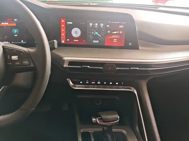 Changan CS35 Plus — Фото автомобиля 12