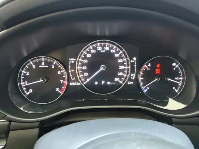 Mazda Axela — Фото автомобиля 11