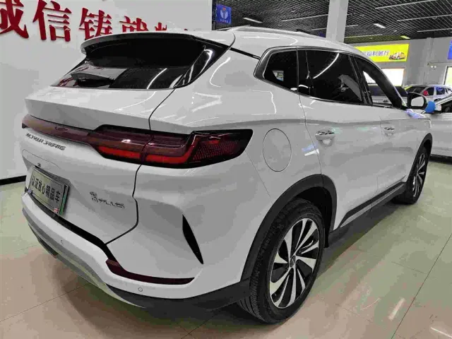 BYD Song PLUS — Фото автомобиля 4