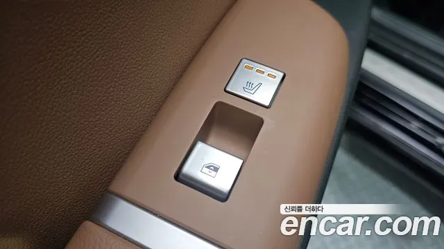 Hyundai Grandeur GN7 — Фото автомобиля 27