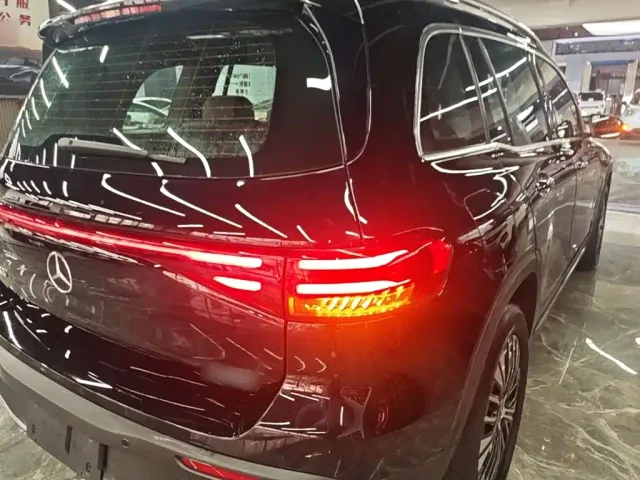 Mercedes-Benz EQB — Фото автомобиля 7