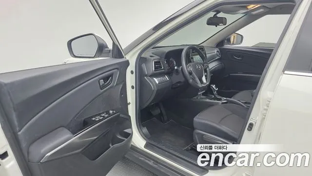 KG_Mobility_Ssangyong TIBOLI Very New Tivoli Бензин 1.5 2WD — Фото автомобиля 10
