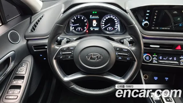 Hyundai Sonata Sonata (DN8) 2.0 LPG(Для проката) — Фото автомобиля 12
