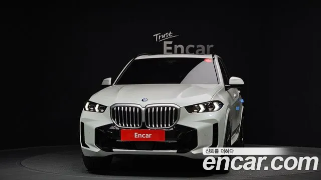BMW X5 xDrive 40i M Sport — Фото автомобиля 2