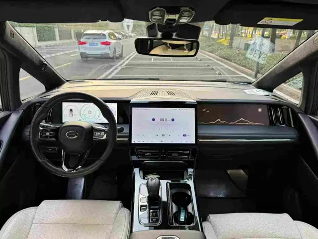 GAC Trumpchi M8 — Фото автомобиля 7