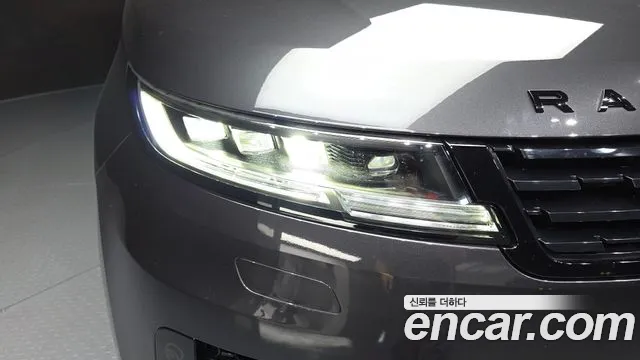 Land Rover Range Rover Sport — Фото автомобиля 7