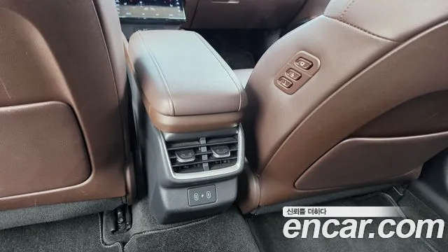 Hyundai Grandeur GN7 — Фото автомобиля 16