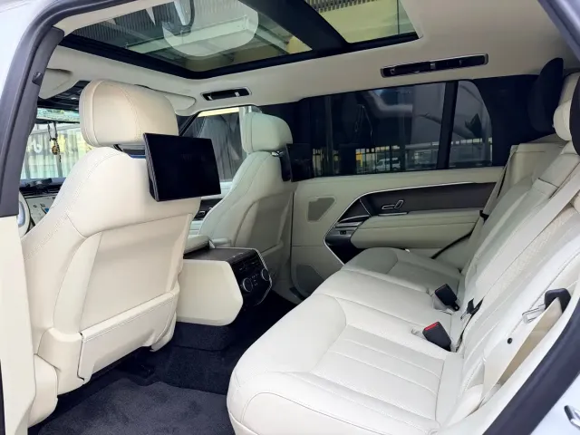Land Rover Range Rover — Фото автомобиля 16