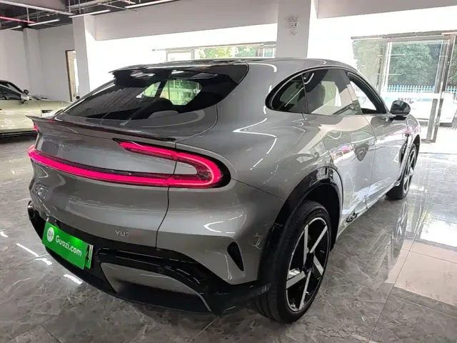 Xiaomi YU7 — Фото автомобиля 6