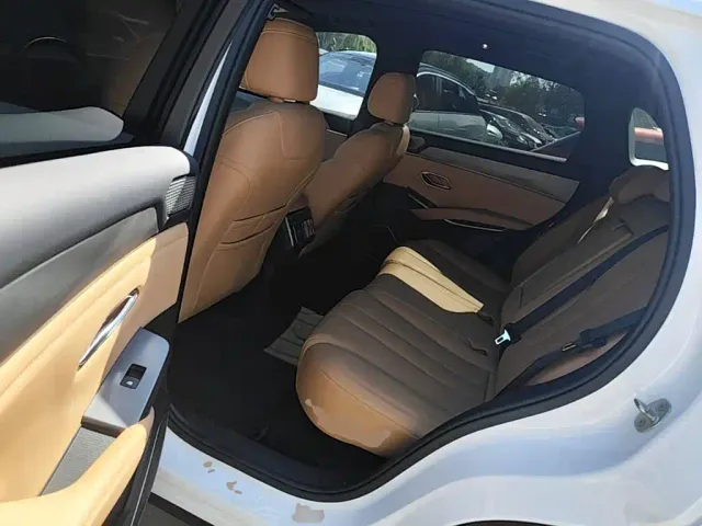 BYD Song L DM-i — Фото автомобиля 16