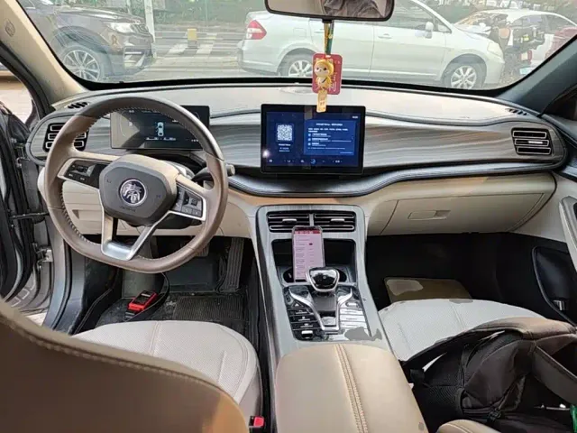 BYD Qin PLUS — Фото автомобиля 9