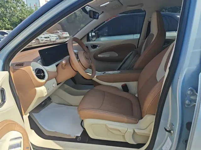Wuling Bingo — Фото автомобиля 14
