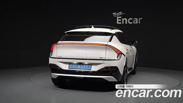 Kia EV6 — Фото автомобиля 4