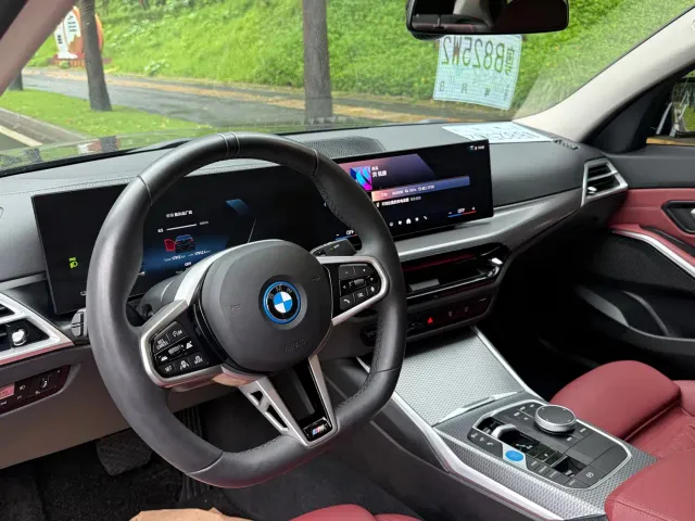 BMW i3 — Фото автомобиля 8