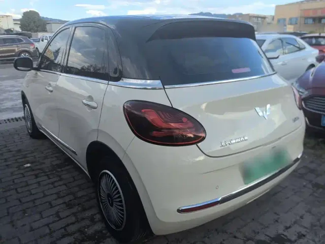Wuling Bingo — Фото автомобиля 4