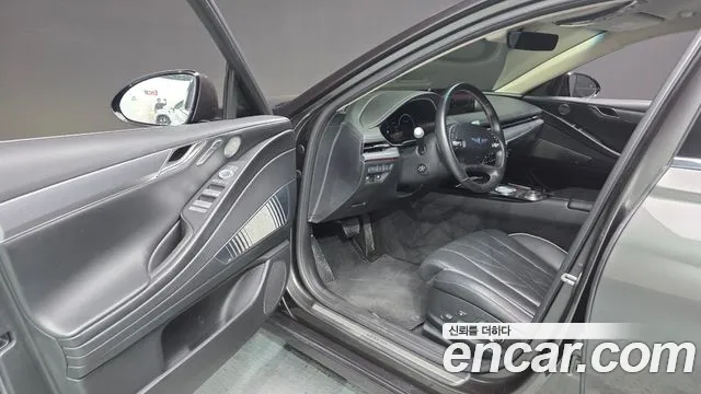Genesis G80 Бензин 3.5 турбо AWD — Фото автомобиля 8