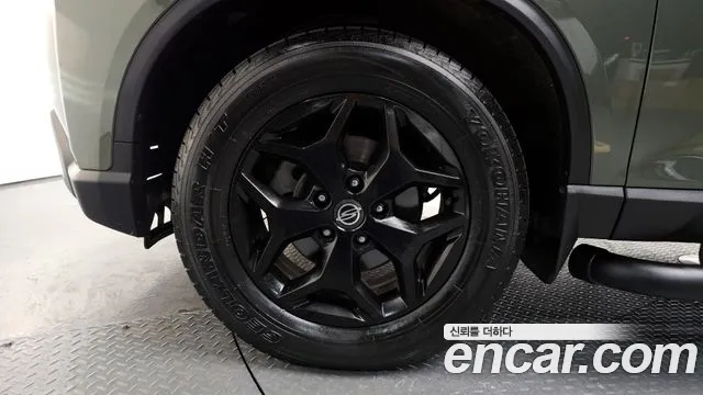 KG_Mobility_Ssangyong Rexton Новый Rexton Sport Khan Дизель 2.2 4WD — Фото автомобиля 3