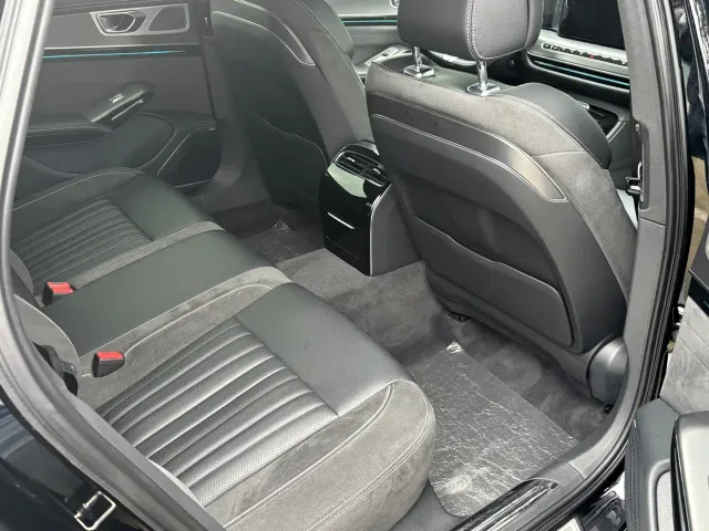 Hongqi H9 — Фото автомобиля 9