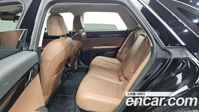 Hyundai Grandeur GN7 — Фото автомобиля 18