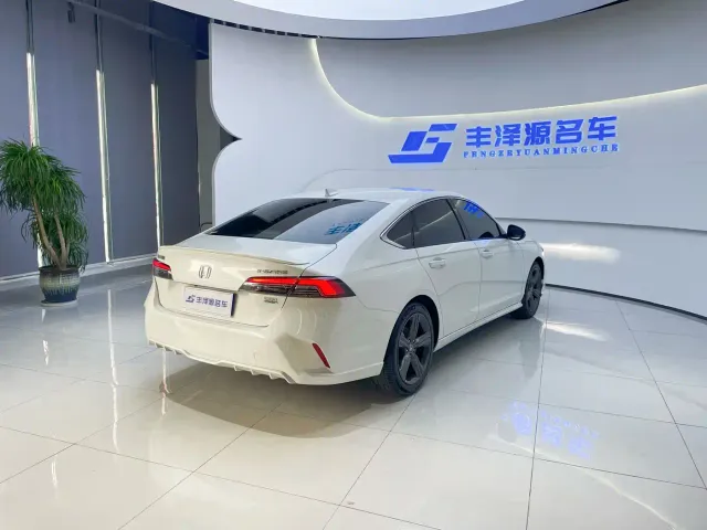 Honda Inspire — Фото автомобиля 5