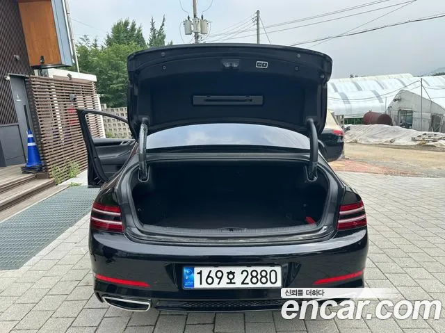 Genesis G80 Бензин 2.5 турбо 2WD — Фото автомобиля 15