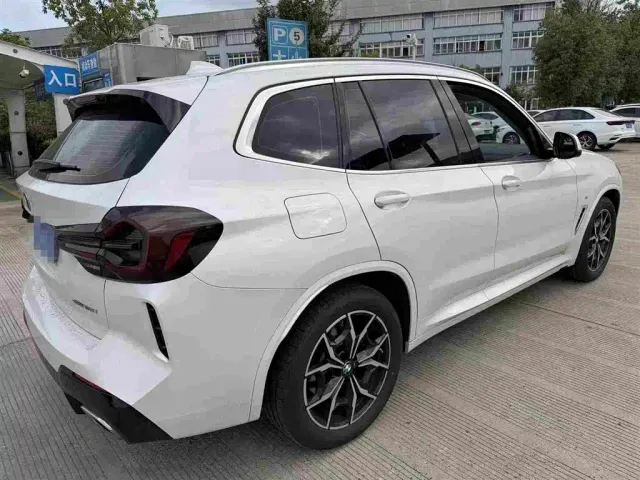 BMW X3 — Фото автомобиля 2
