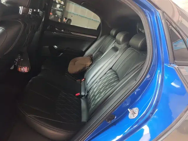 Honda Civic — Фото автомобиля 16
