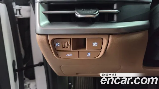 Hyundai Grandeur GN7 — Фото автомобиля 29