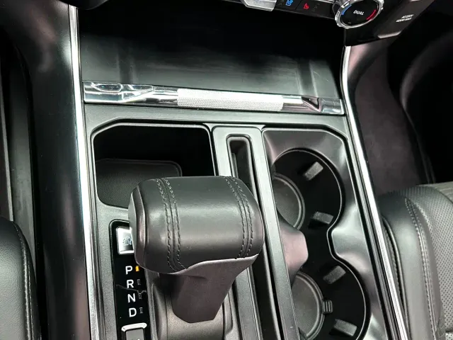 Ford F-150 Raptor — Фото автомобиля 13