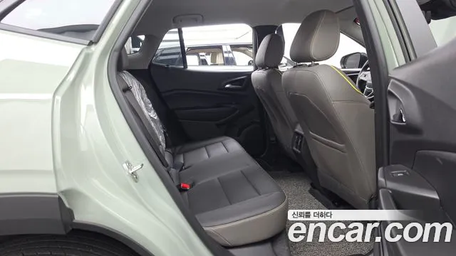 ChevroletGMDaewoo Trax Trax Кроссовер — Фото автомобиля 11